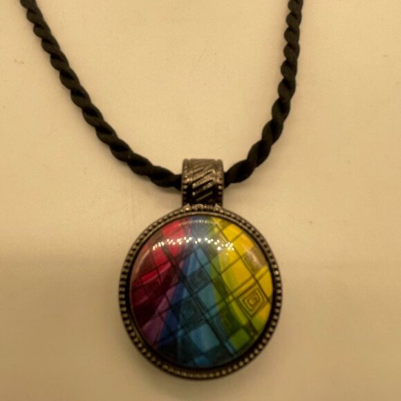 EUC Magnabilities Pendant Necklace on Black Braided Cord - Picture 5 of 8